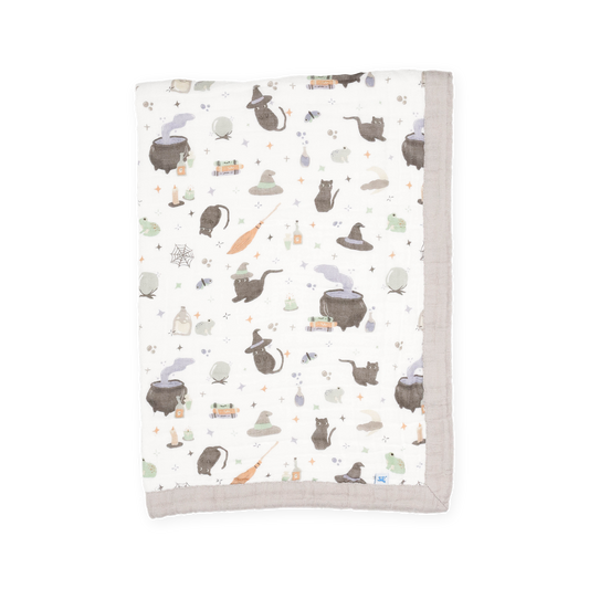 Cotton Muslin Baby Quilt - Cats and Cauldrons