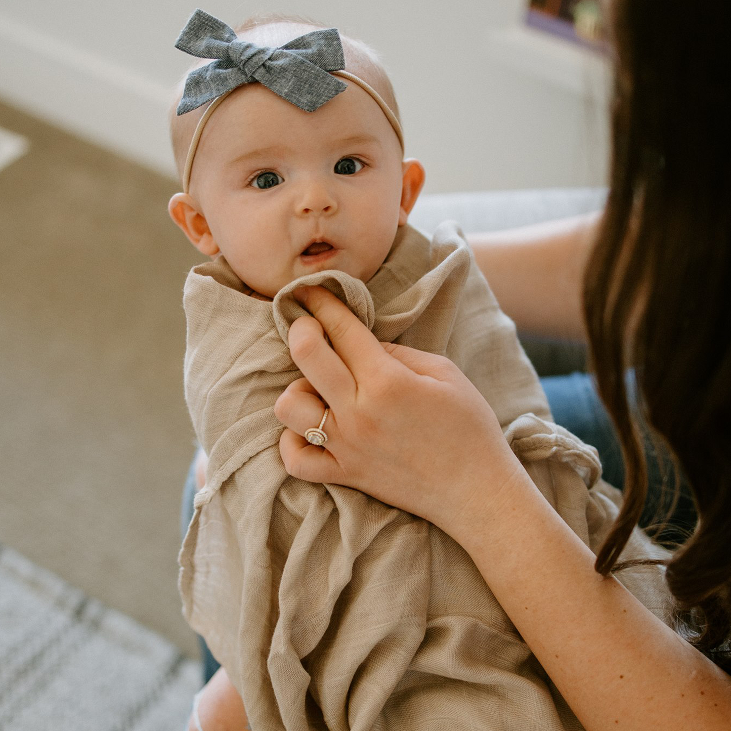 Deluxe Muslin Swaddle Blanket - Oatmeal