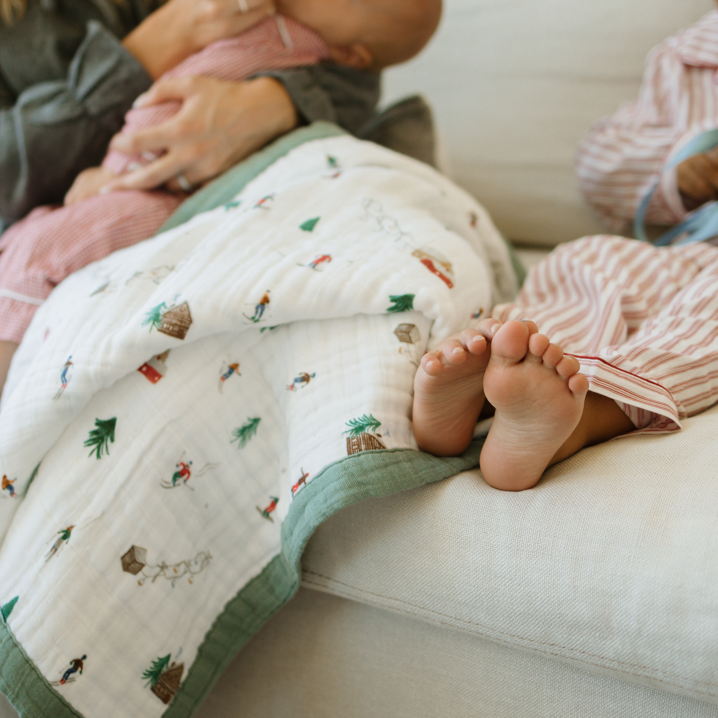 Cotton Muslin Baby Quilt - Powder Party