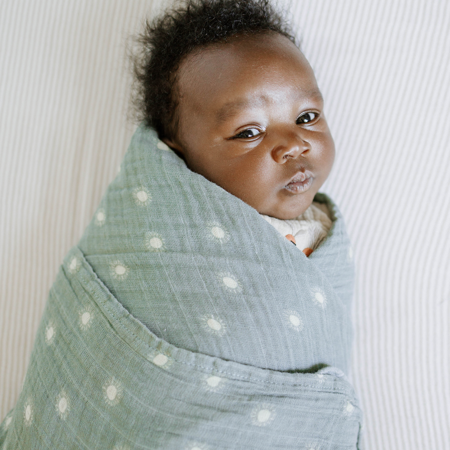 Organic Cotton Muslin Swaddle Blanket - Sage Suns